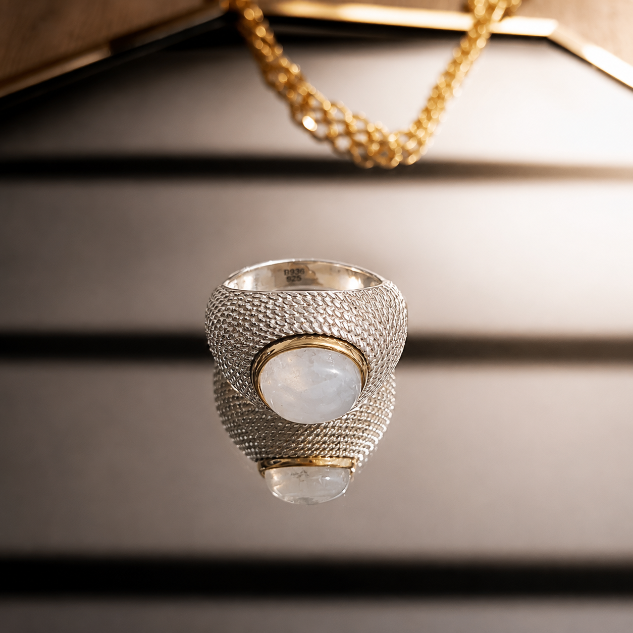 Selene Ring